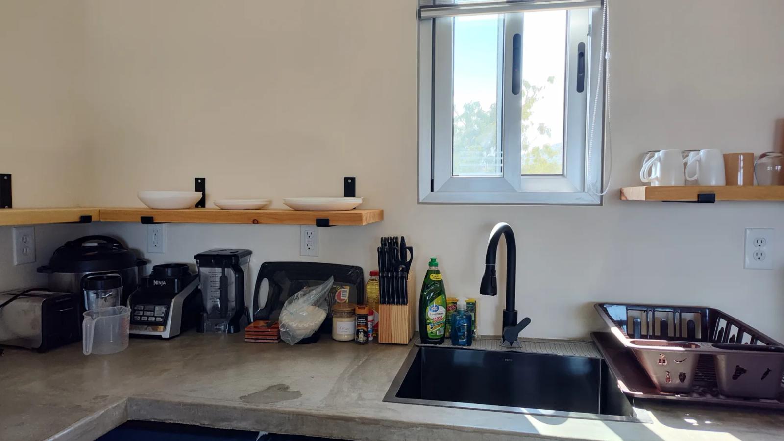 Lower studio: quiet, airy, amazing views — photo 17